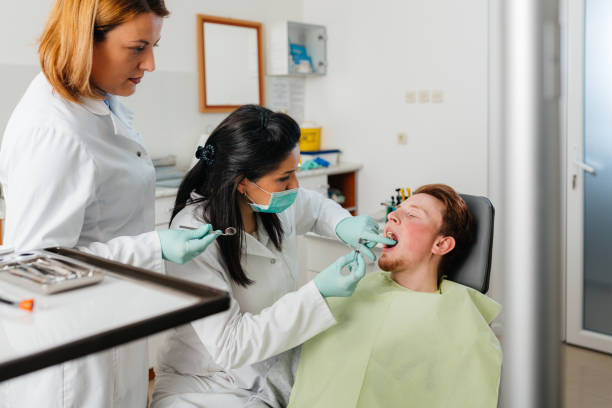 Best Cosmetic Emergency Dentistry in Peoria, IL